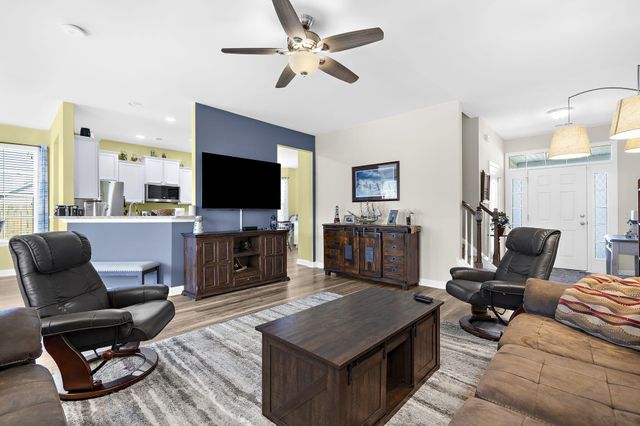 1011 Bridlewood Farms Parkway, Ridgeville, SC 29472