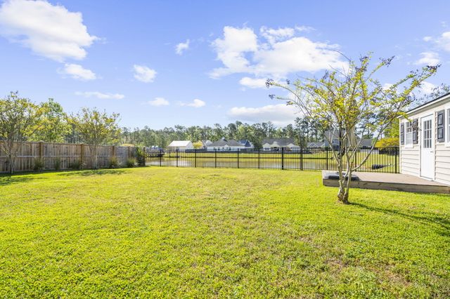 1011 Bridlewood Farms Parkway, Ridgeville, SC 29472