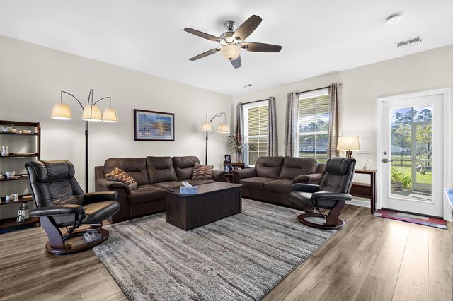 1011 Bridlewood Farms Parkway, Ridgeville, SC 29472