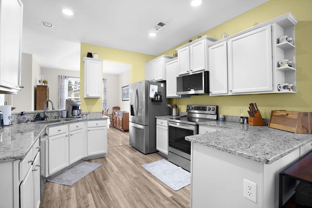 1011 Bridlewood Farms Parkway, Ridgeville, SC 29472