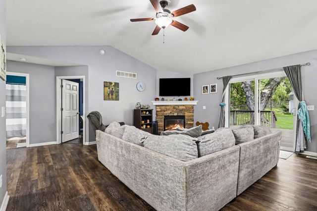 600 M 89, Plainwell, MI 49080