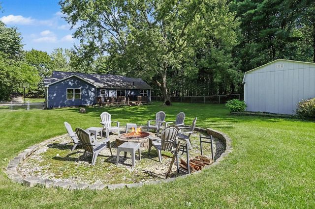 600 M 89, Plainwell, MI 49080