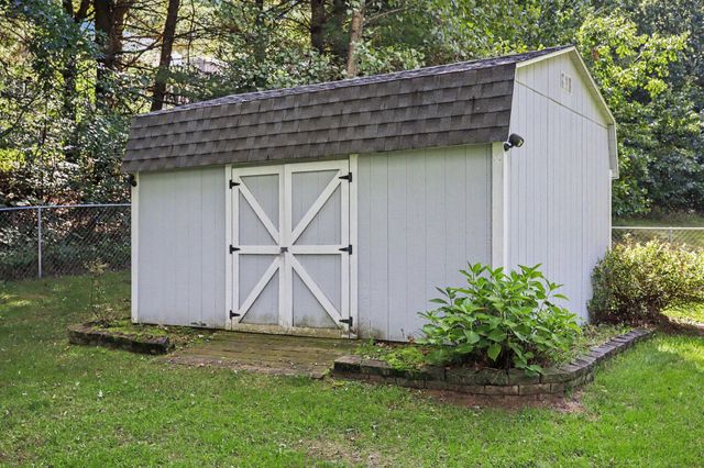 600 M 89, Plainwell, MI 49080