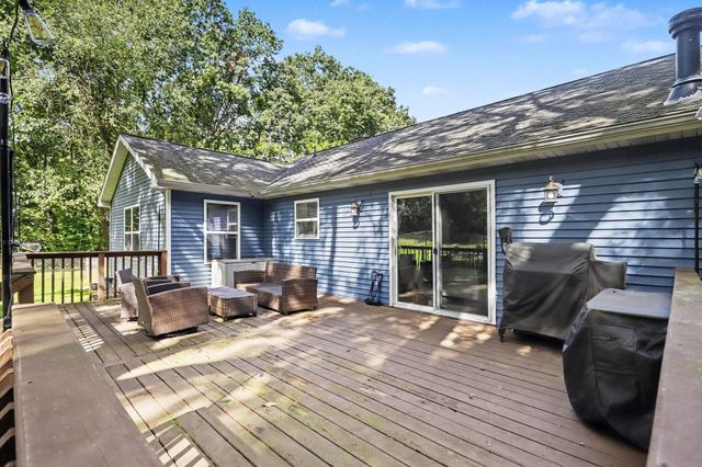 600 M 89, Plainwell, MI 49080