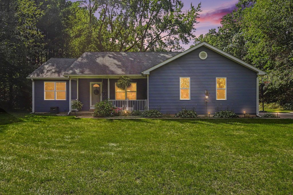 600 M 89, Plainwell, MI 49080