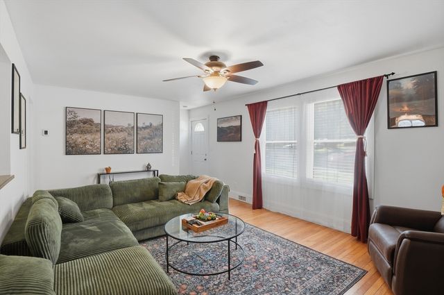 88 Clinton Road, Sterling, MA 01564