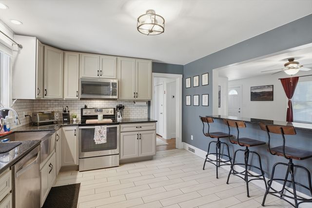 88 Clinton Road, Sterling, MA 01564