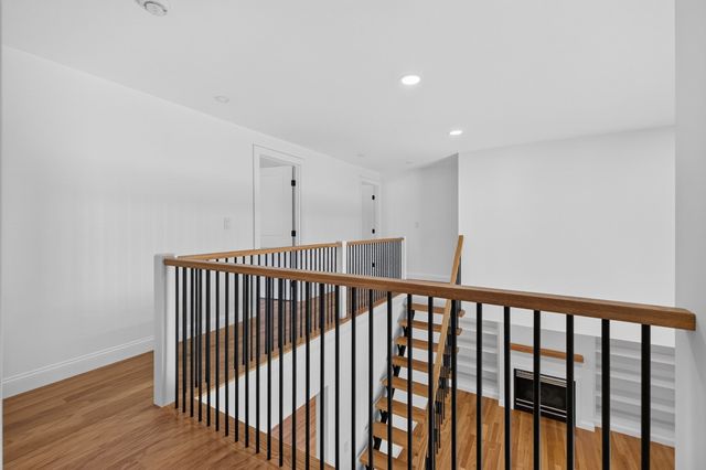 151 Rockland Dr, Brockton, MA 02301
