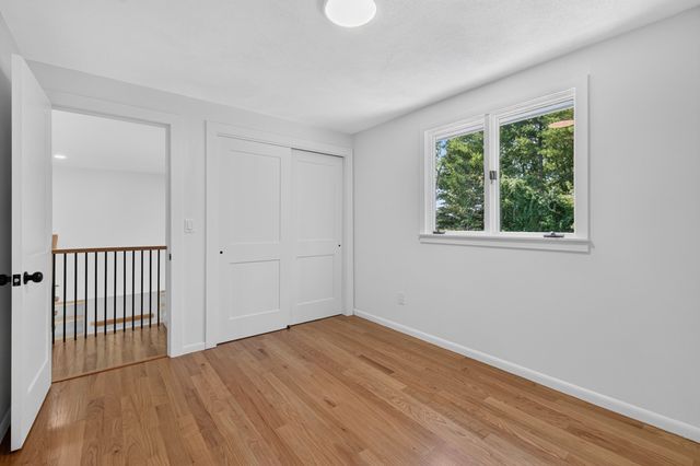 151 Rockland Dr, Brockton, MA 02301