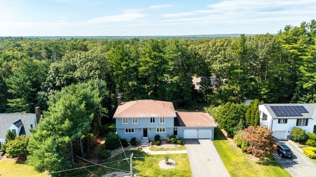 151 Rockland Dr, Brockton, MA 02301