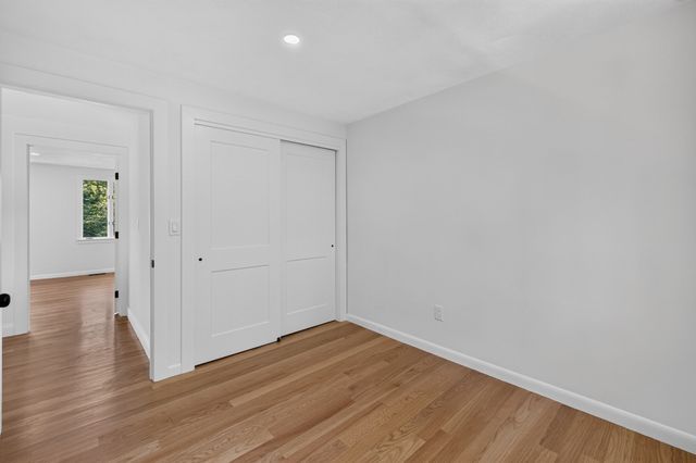 151 Rockland Dr, Brockton, MA 02301