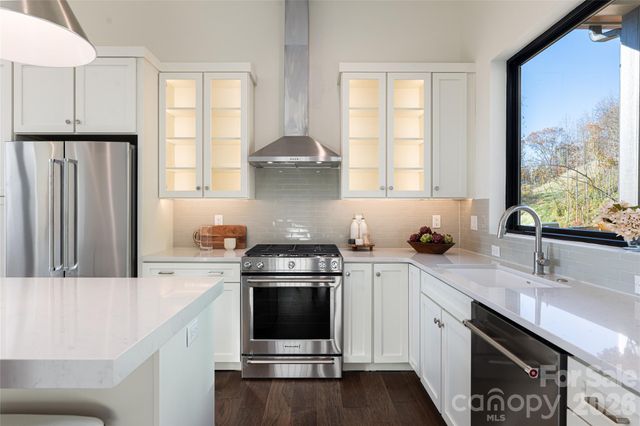 610 Storybook Villas Trail, Asheville, NC 28804