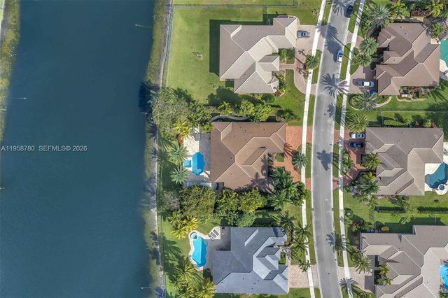 14931 SW 38th St, Davie, FL 33331