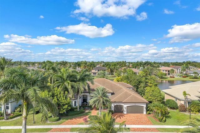 14931 SW 38th St, Davie, FL 33331