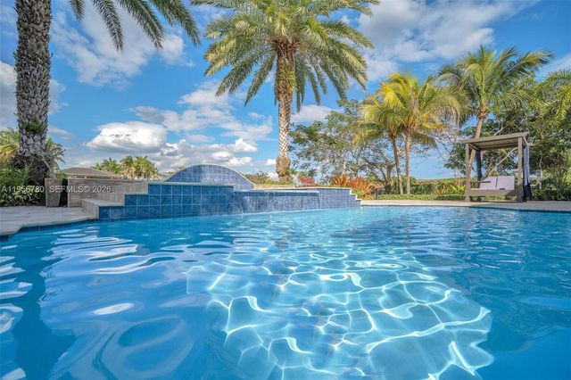 14931 SW 38th St, Davie, FL 33331