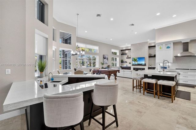 14931 SW 38th St, Davie, FL 33331