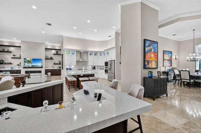 14931 SW 38th St, Davie, FL 33331