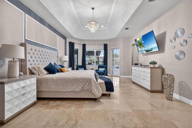 14931 SW 38th St, Davie, FL 33331