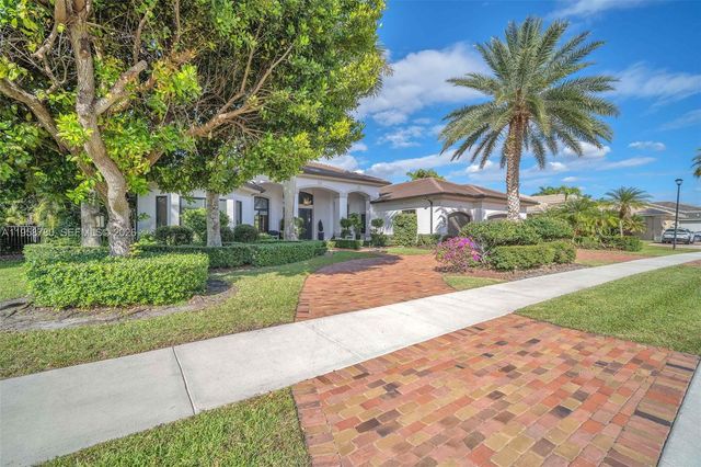 14931 SW 38th St, Davie, FL 33331