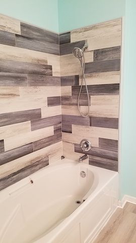 950 W Leland Avenue 305, Chicago, IL 60640