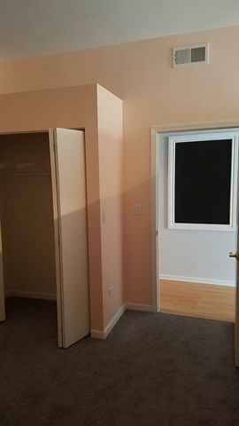 950 W Leland Avenue 305, Chicago, IL 60640