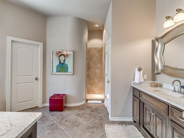 1109 Salvo Bridge Court, Edmond, OK 73034