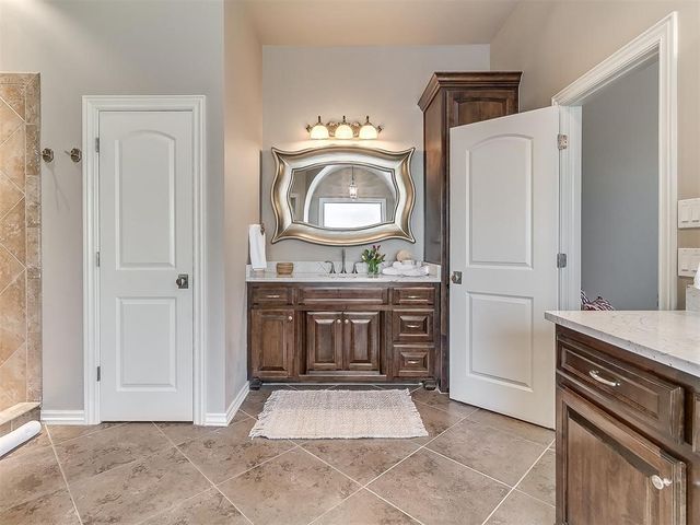 1109 Salvo Bridge Court, Edmond, OK 73034