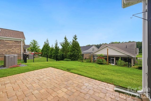 3024 Marchers Trace Drive, Charlotte, NC 28227
