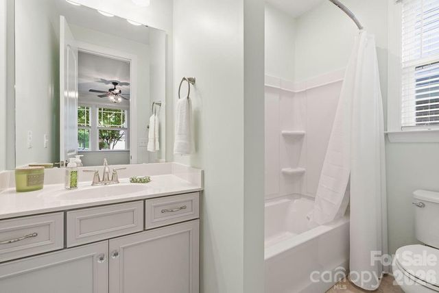 3024 Marchers Trace Drive, Charlotte, NC 28227