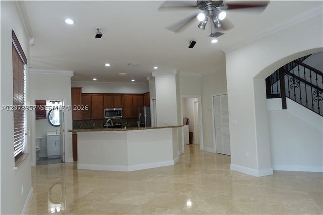 18125 NW 89th Ct, Hialeah, FL 33018