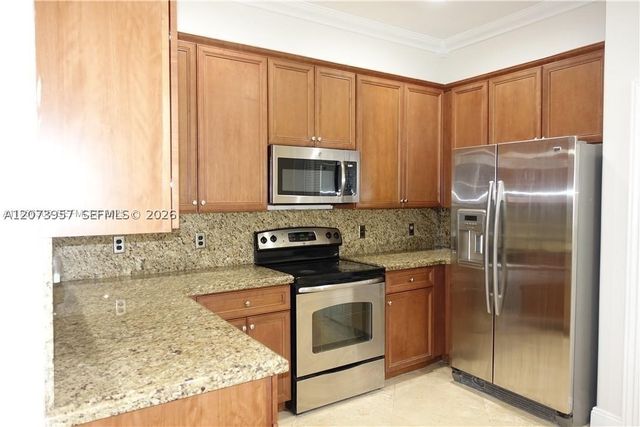 18125 NW 89th Ct, Hialeah, FL 33018