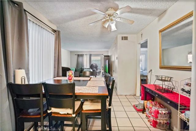 22855 Vanowen, West Hills, CA 91307