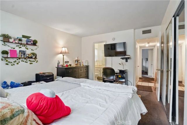 22855 Vanowen, West Hills, CA 91307