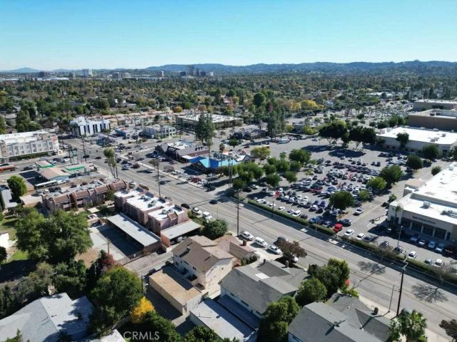 22855 Vanowen, West Hills, CA 91307