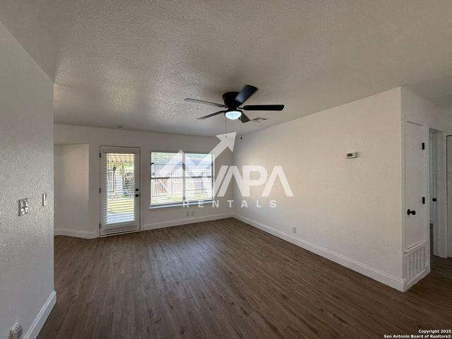 7923 Langport, San Antonio, TX 78239