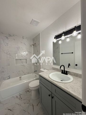 7923 Langport, San Antonio, TX 78239