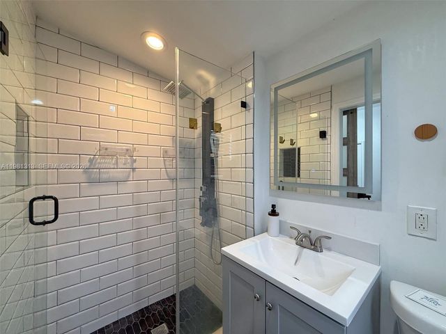 2525 Tortugas Ln, Fort Lauderdale, FL 33312