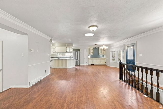 262 E CENTER ST, Bountiful, UT 84010