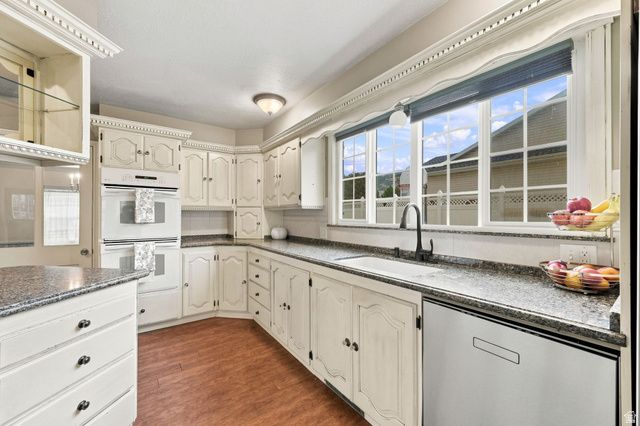 262 E CENTER ST, Bountiful, UT 84010