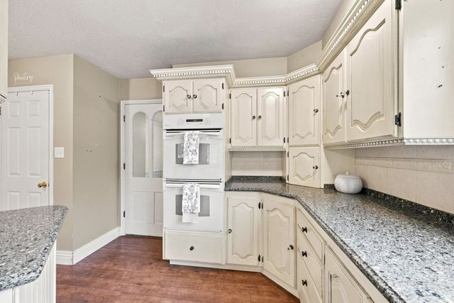 262 E CENTER ST, Bountiful, UT 84010