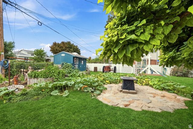 262 E CENTER ST, Bountiful, UT 84010