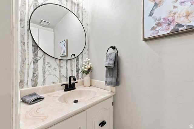 262 E CENTER ST, Bountiful, UT 84010