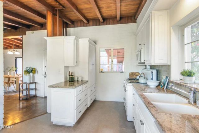 50 Grace Terrace, Pasadena, CA 91105