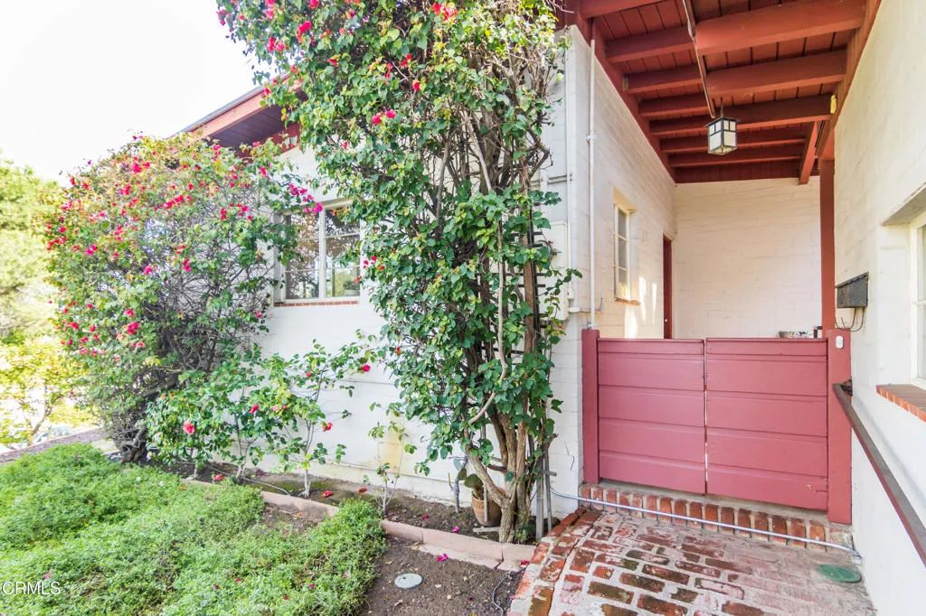 50 Grace Terrace, Pasadena, CA 91105