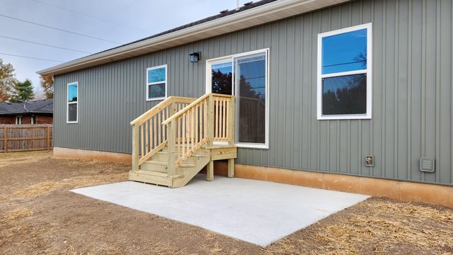 4046 W Juno Street, Springfield, MO 65802