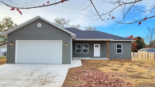 4046 W Juno Street, Springfield, MO 65802