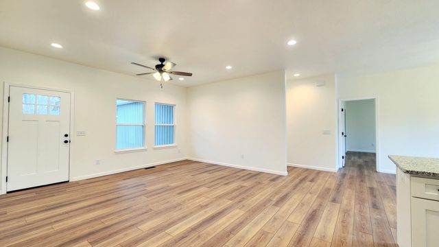 4046 W Juno Street, Springfield, MO 65802