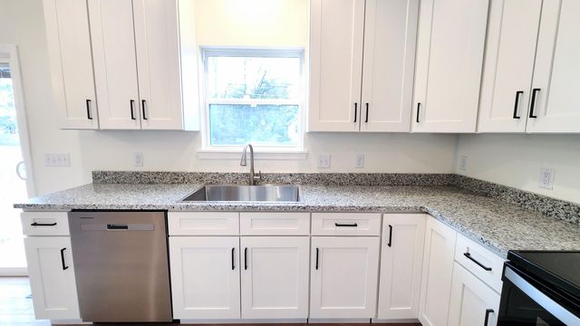 4046 W Juno Street, Springfield, MO 65802