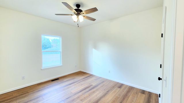 4046 W Juno Street, Springfield, MO 65802