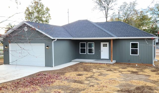 4046 W Juno Street, Springfield, MO 65802